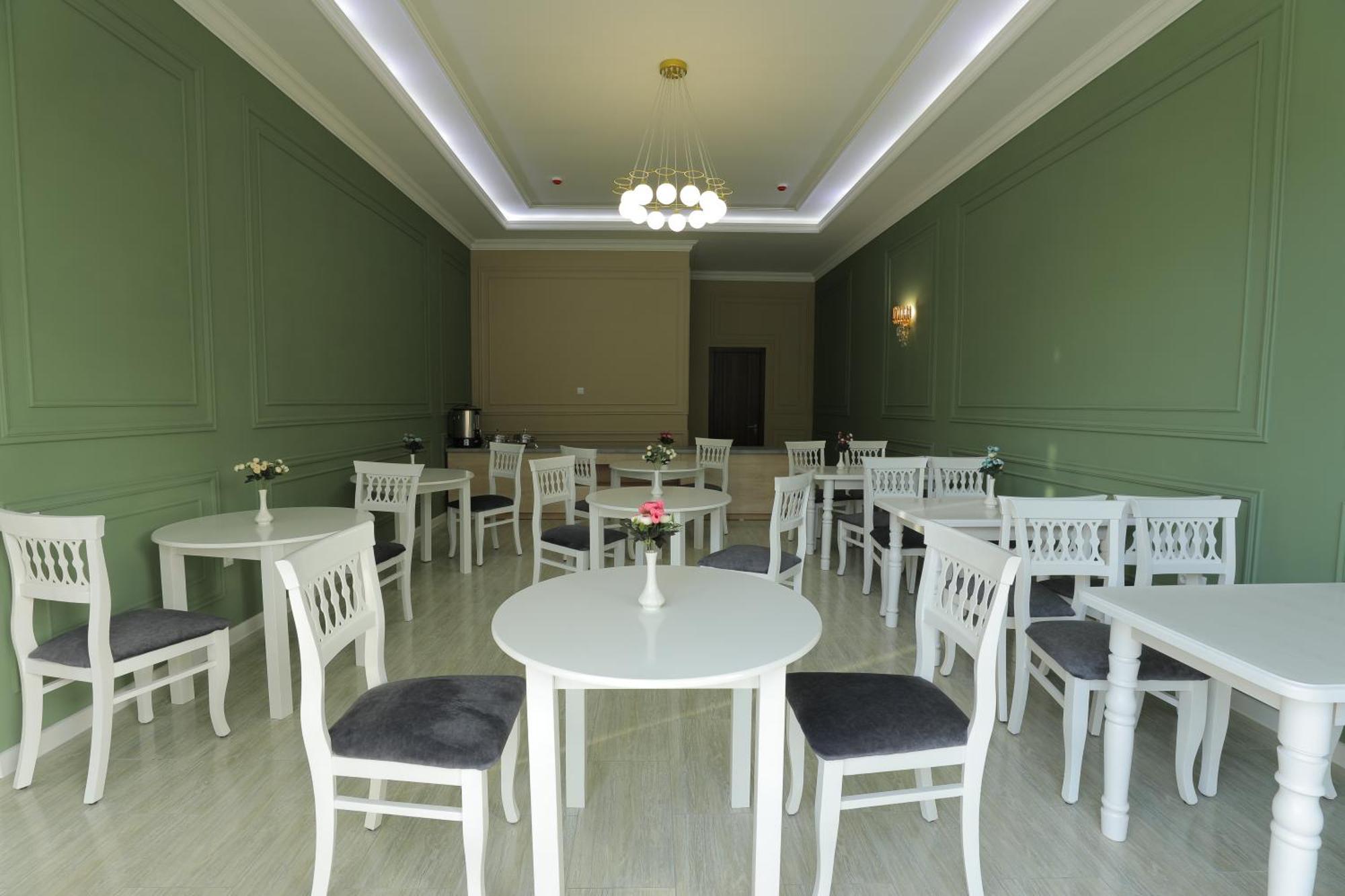 Resident Hotel Tashkent Exterior foto