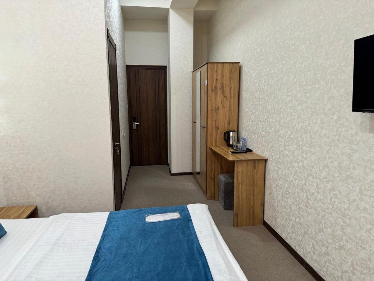 Resident Hotel Tashkent Exterior foto