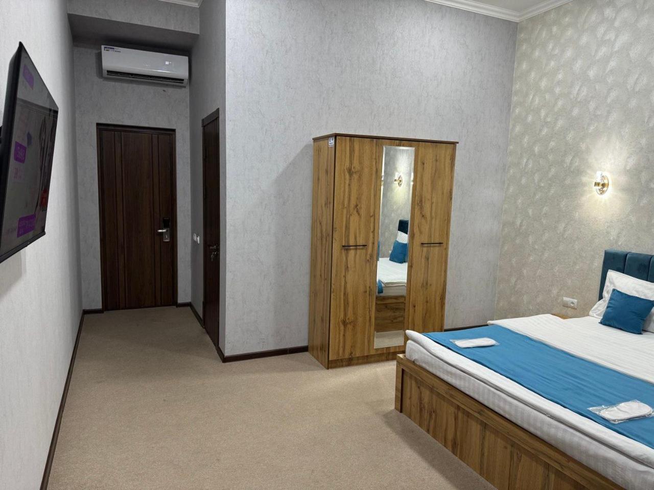 Resident Hotel Tashkent Exterior foto