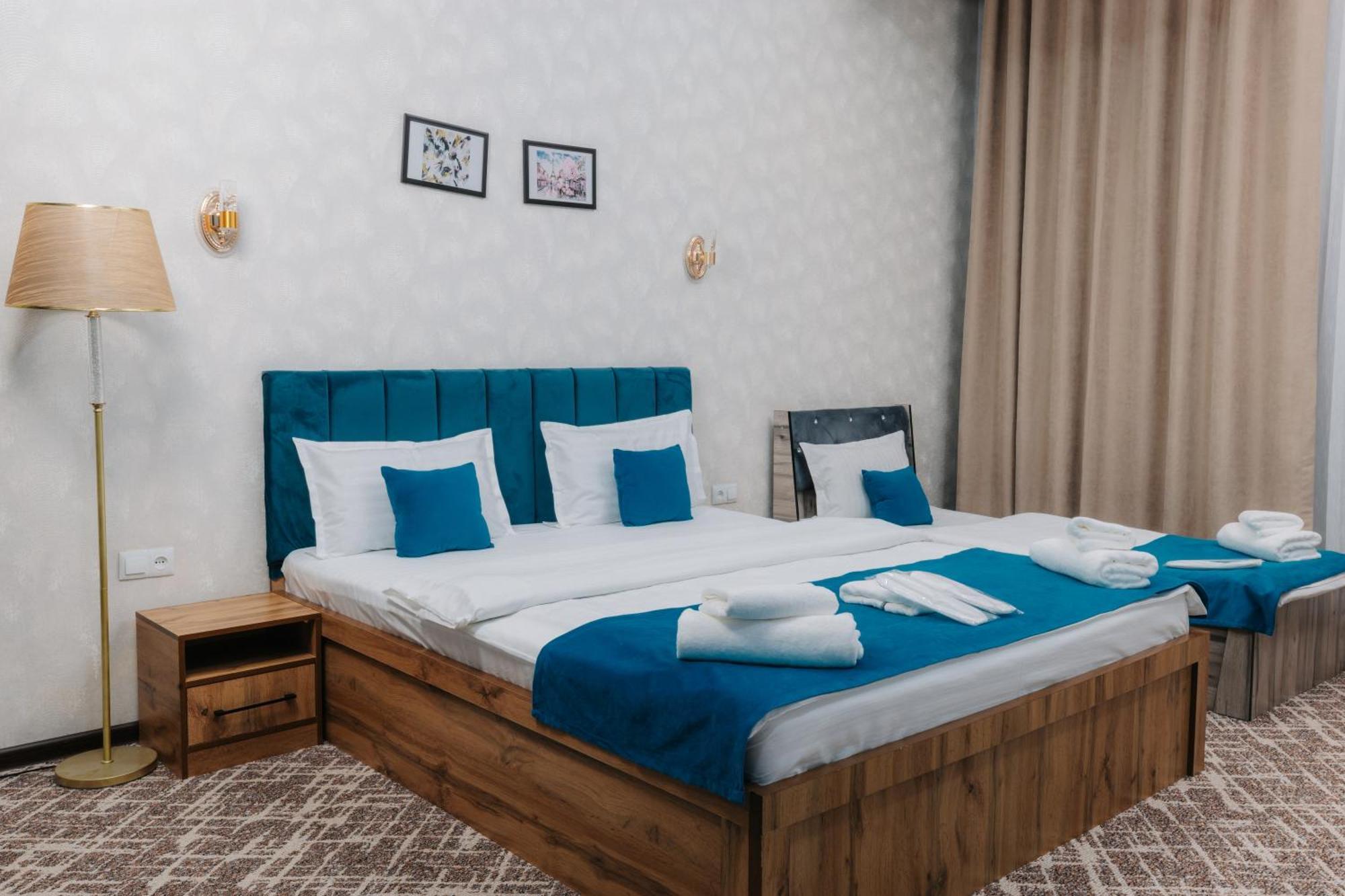 Resident Hotel Tashkent Exterior foto
