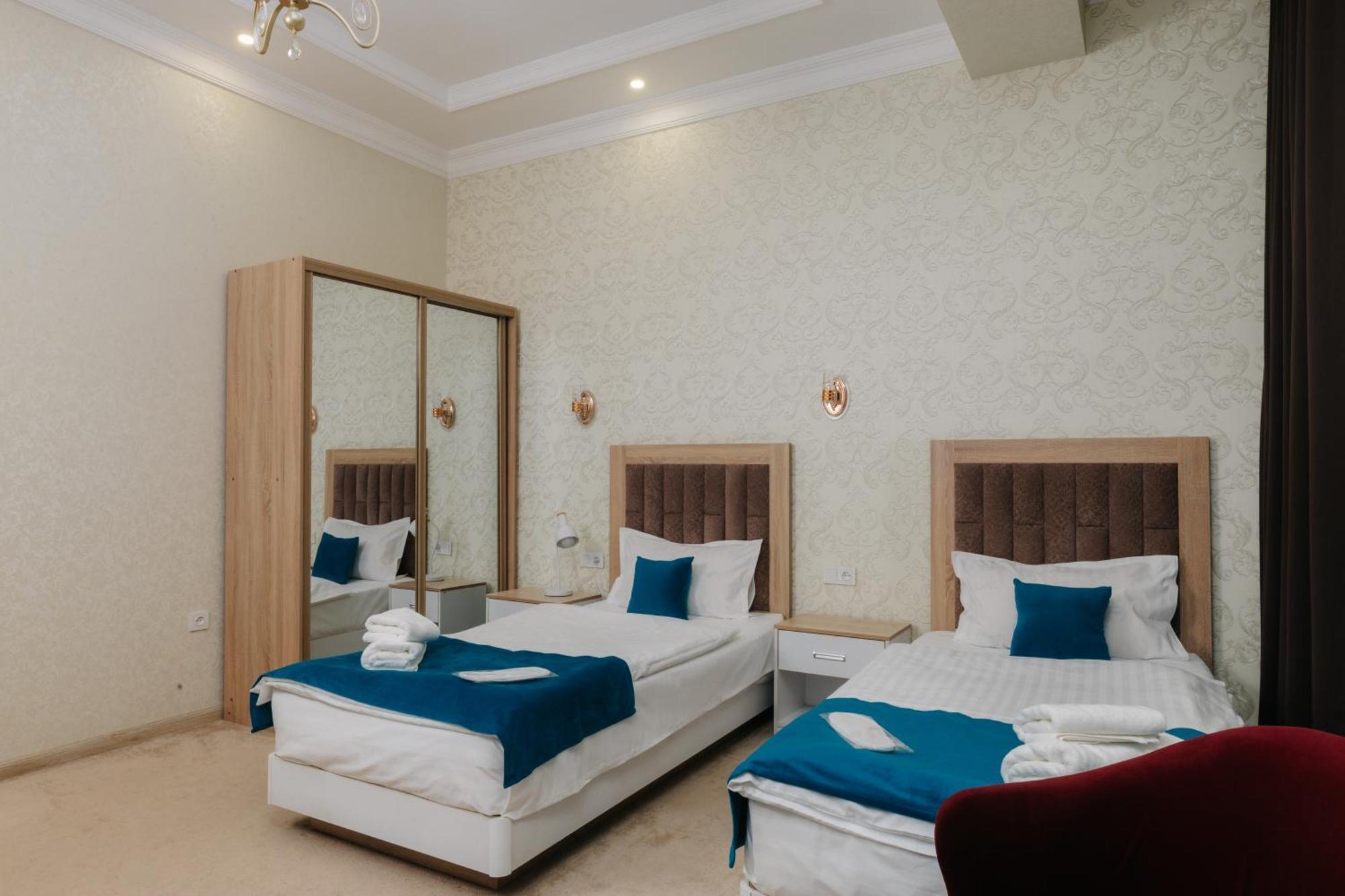 Resident Hotel Tashkent Exterior foto